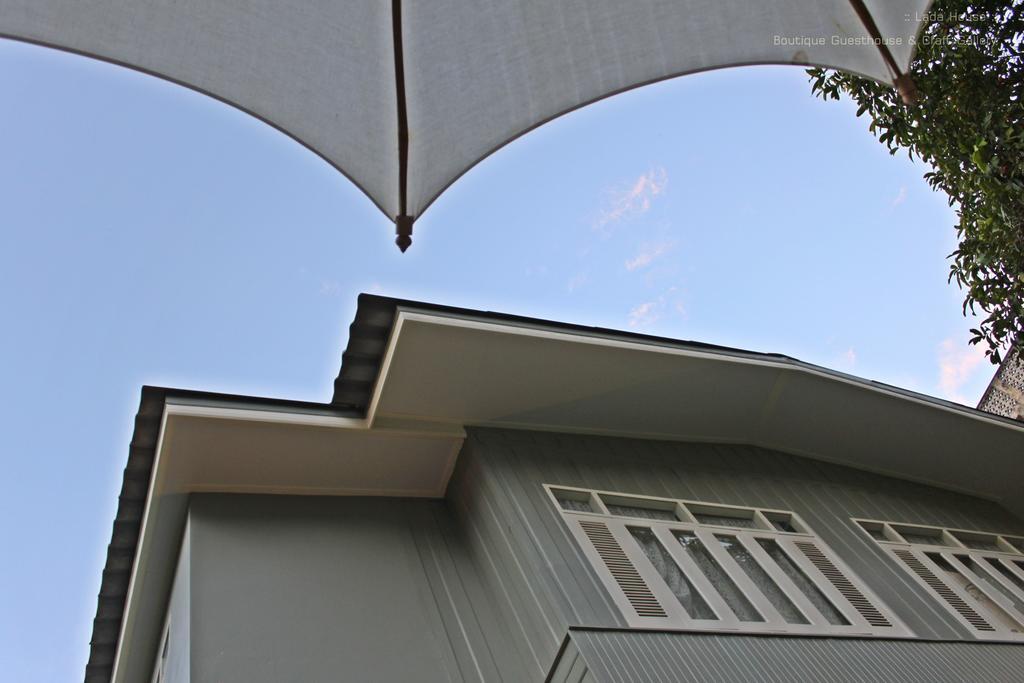Bed and Breakfast Lada House Lampang Exterior foto