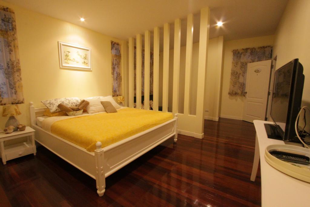 Bed and Breakfast Lada House Lampang Zimmer foto