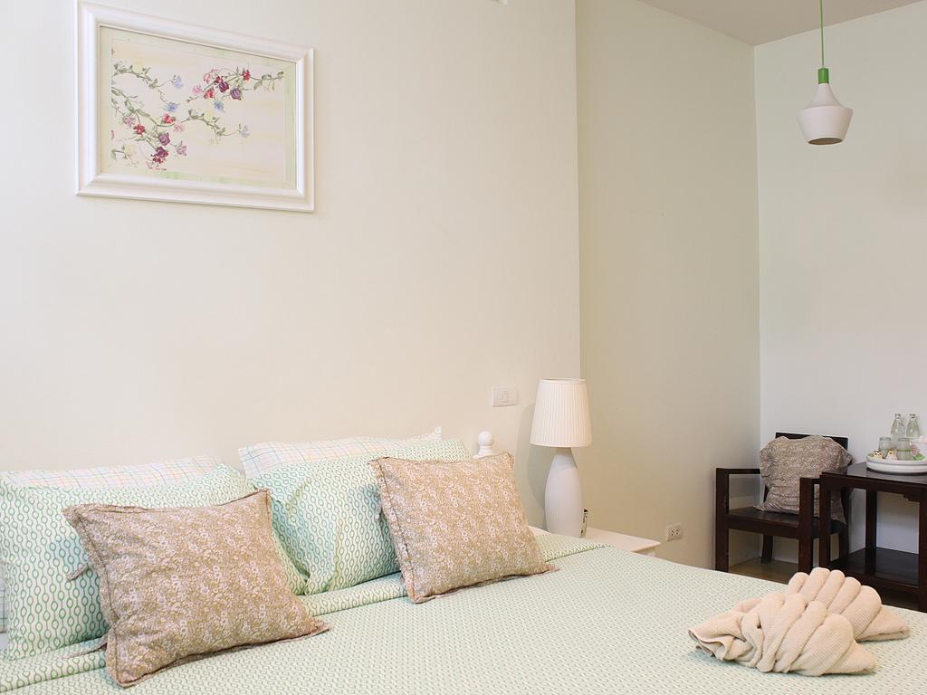 Bed and Breakfast Lada House Lampang Exterior foto