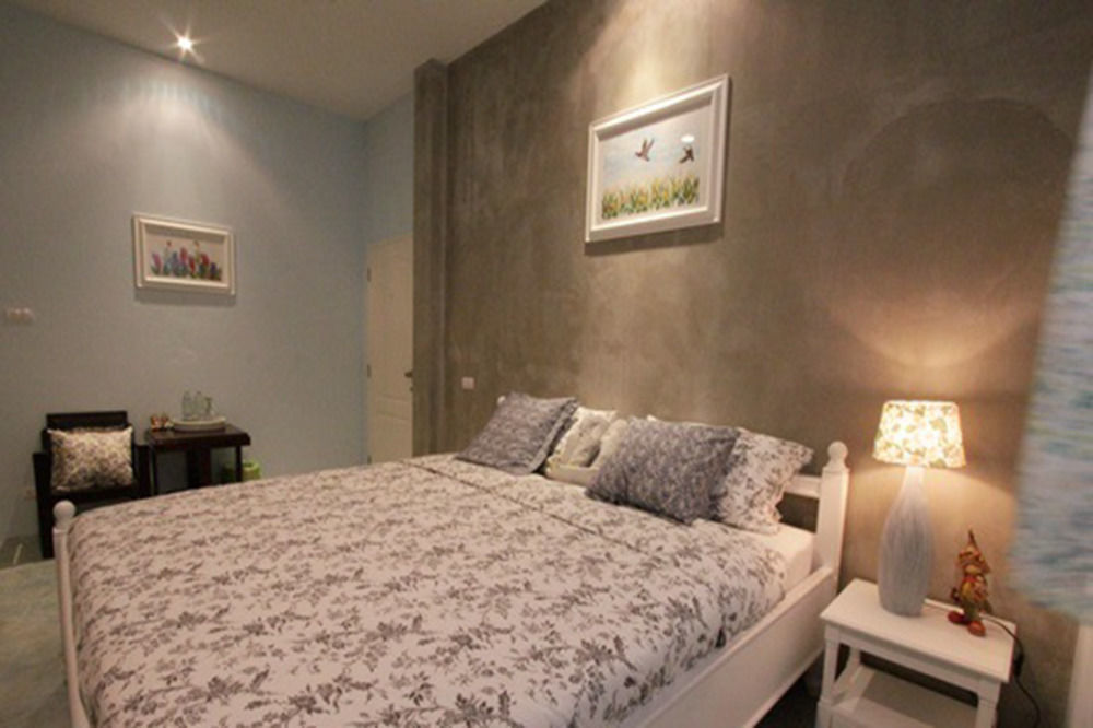 Bed and Breakfast Lada House Lampang Exterior foto